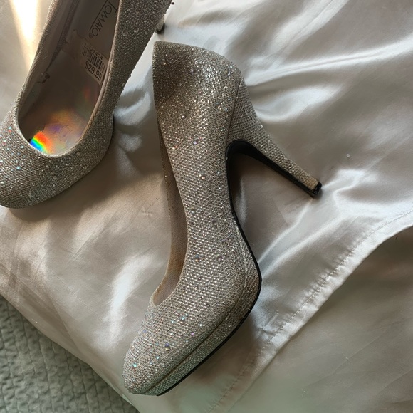 sparkly heels - Picture 2 of 6